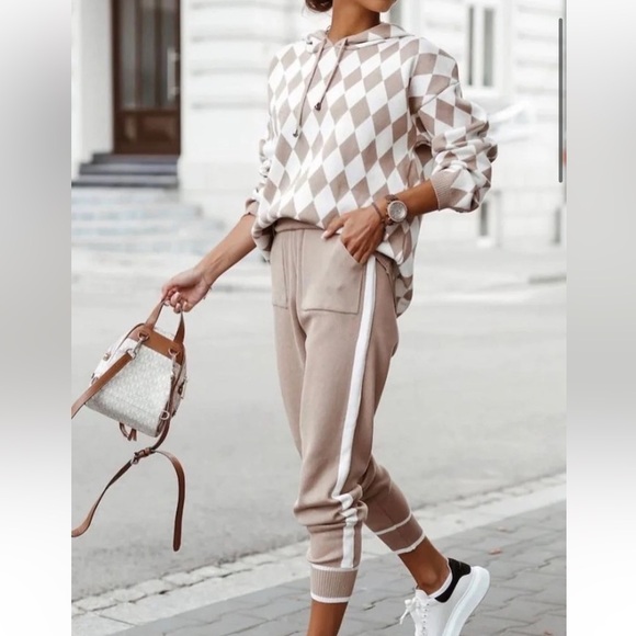 Favorite Girl knitted 2 piece khaki hooded sweater pocket harem pants w stripe - Picture 2 of 16